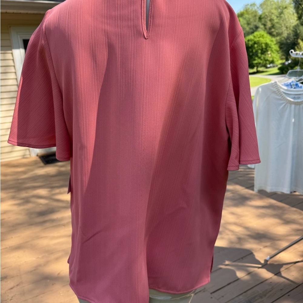 Liz Clairborne Short Sleeve Pink Blouse Size L Flutter Sleeves - Picture 8 of 10